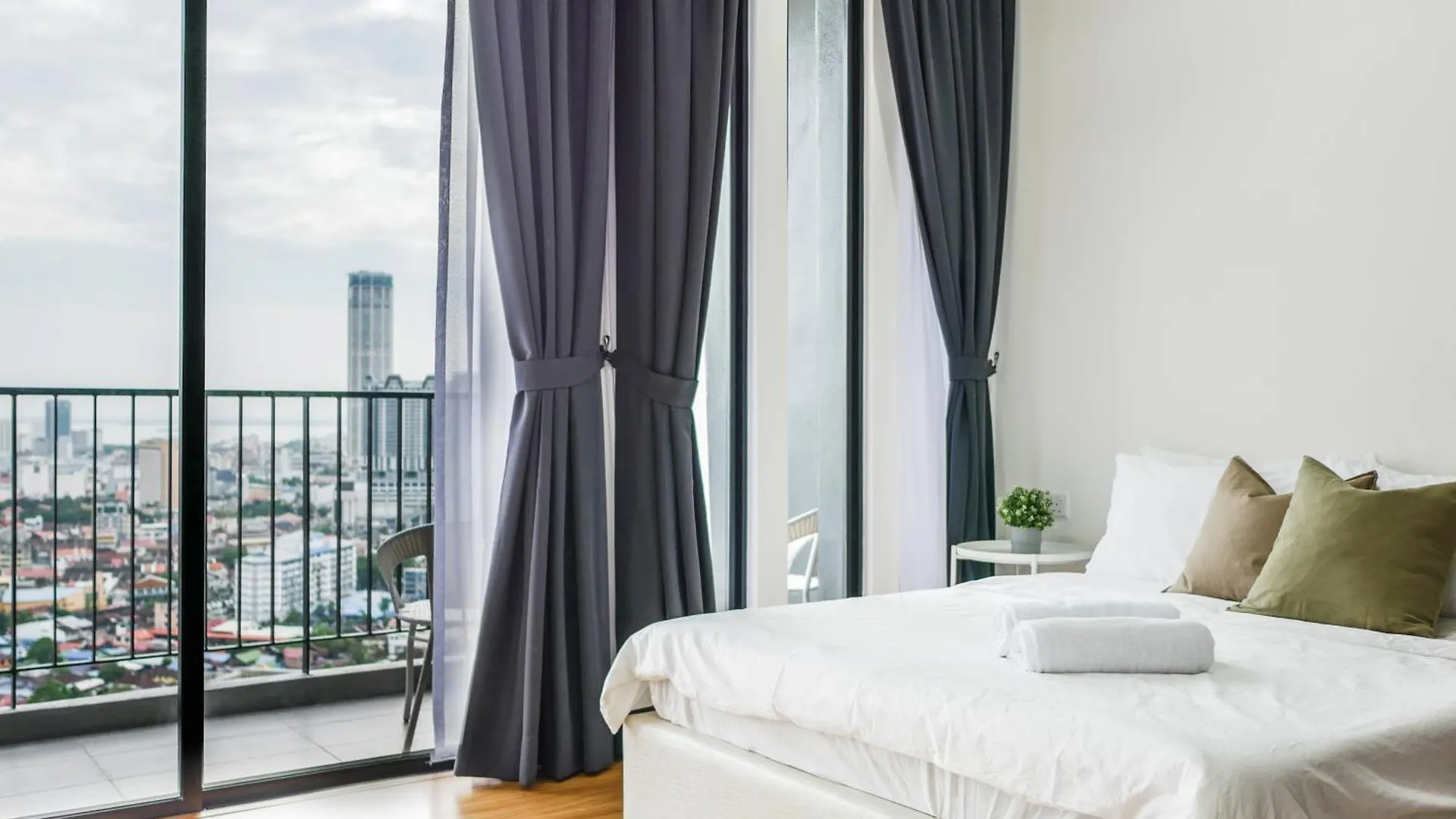 Beacon Executive Suites By S&F #Infinitypool #Skygym George Town 0*,  Malaysia